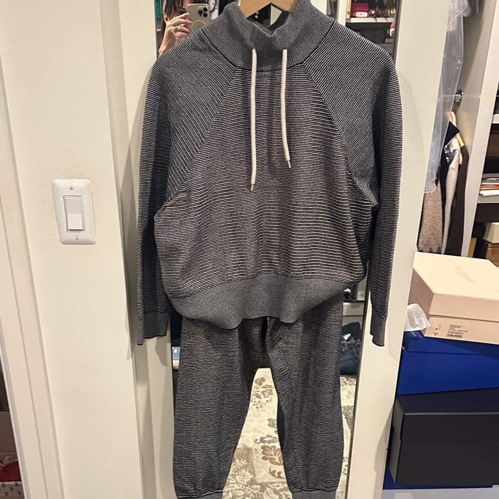 Varley Gray Ribbed Knit Hoodie and Jogger Set